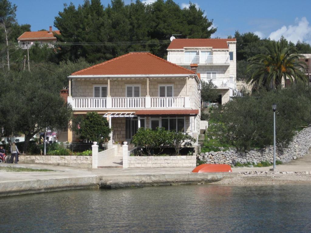 Apartments Ivona Lumbarda Exterior foto